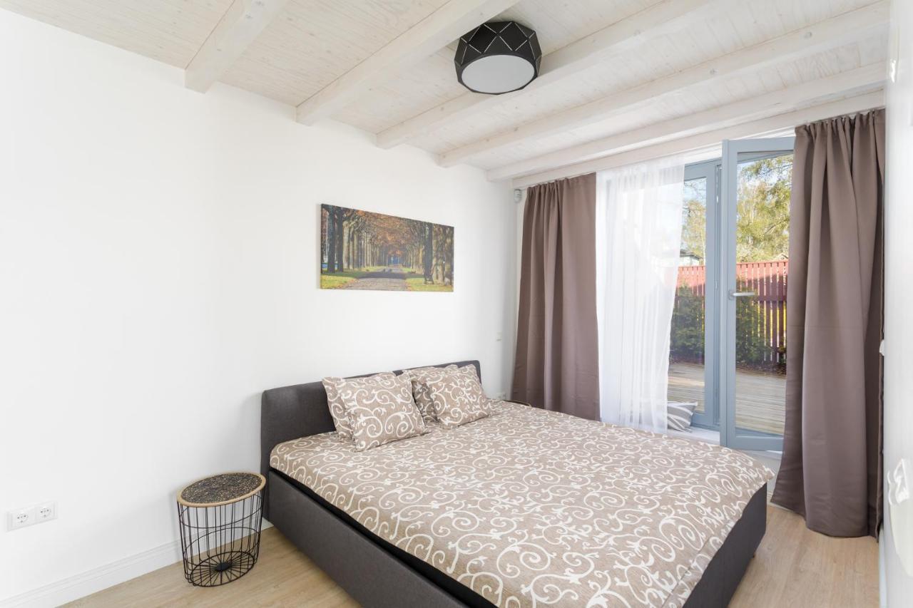 Villa Rosalie Pärnu Extérieur photo
