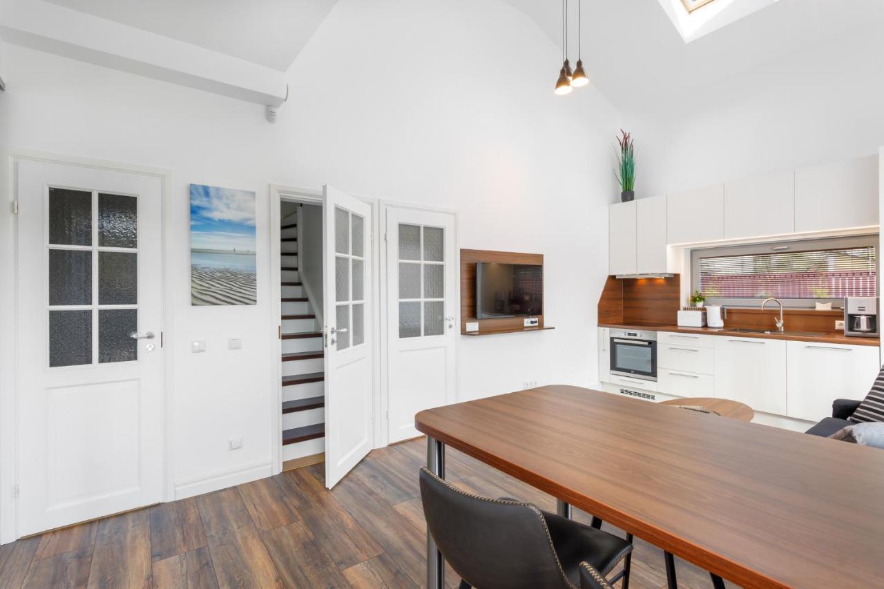 Villa Rosalie Pärnu Extérieur photo