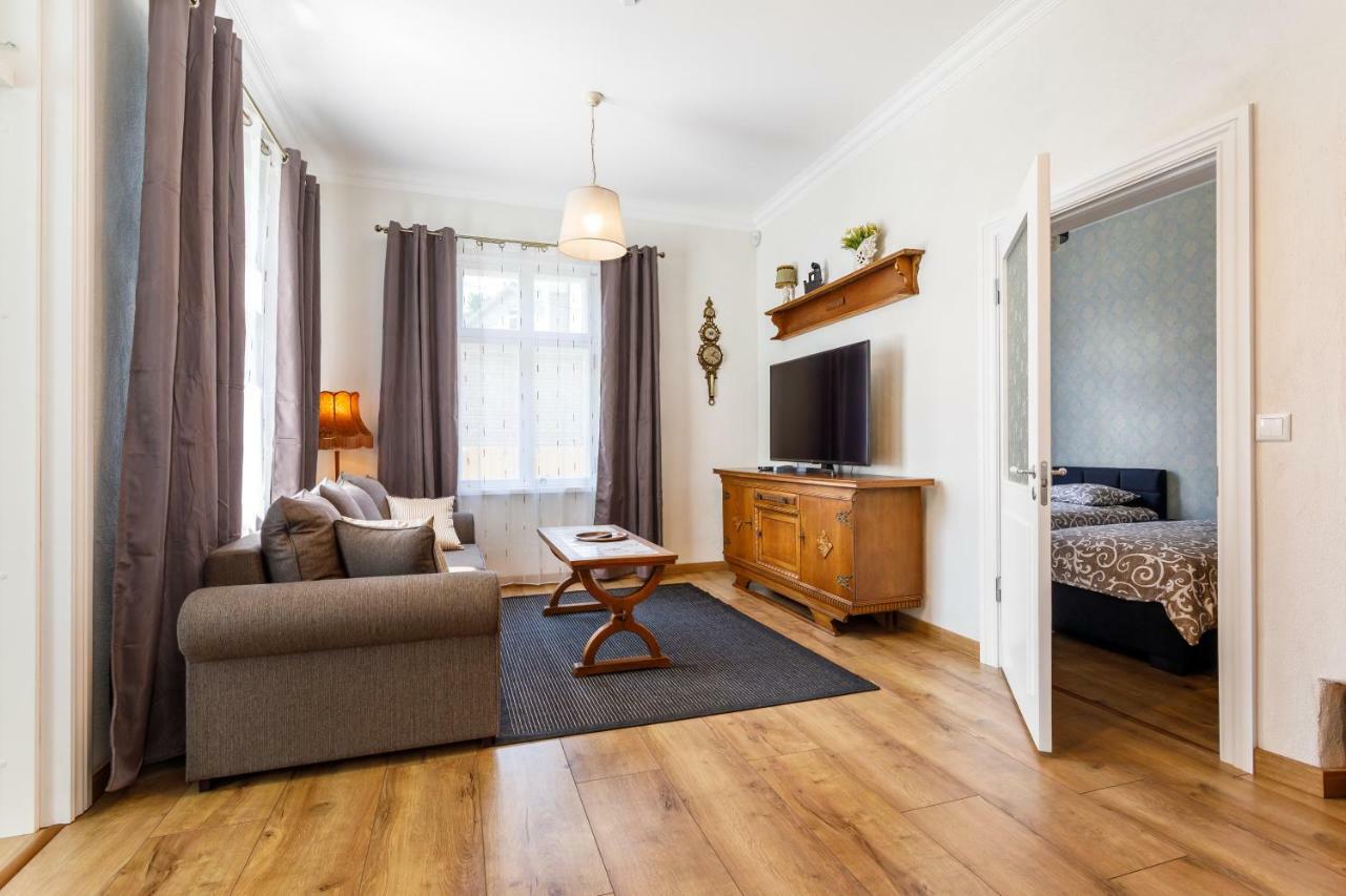 Villa Rosalie Pärnu Extérieur photo